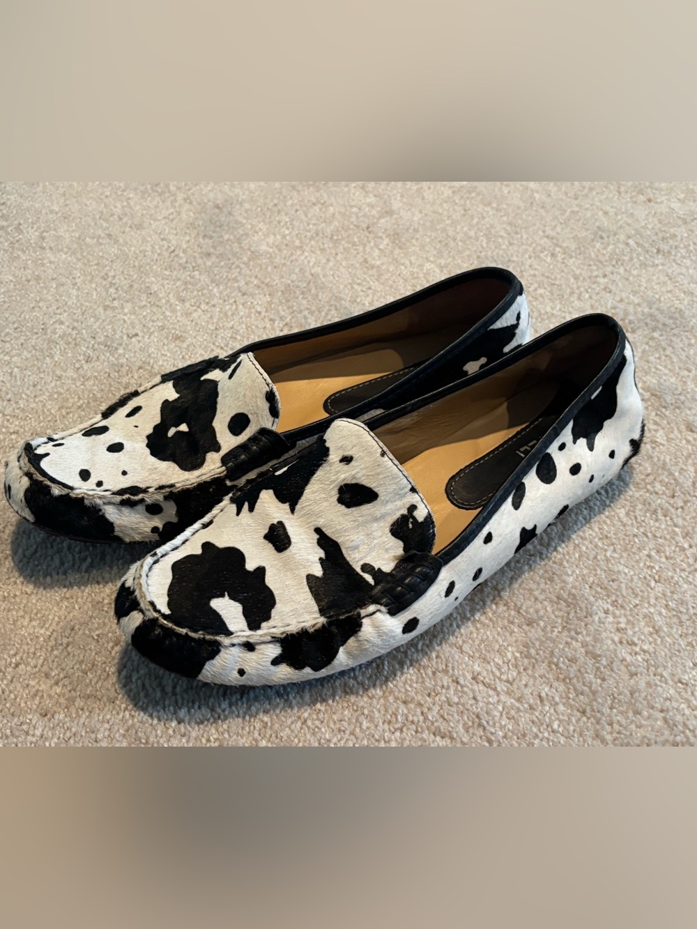Vaneli Women’s Size 12 Italian Calf Hair Albion Driving Moc Cow Print Loafers